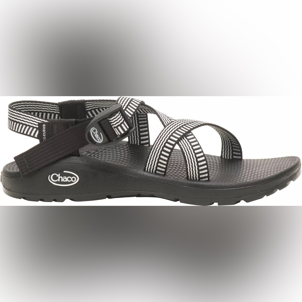 NWT Women ZCloud Chaco Sandals Black and White Stripe Patterned Straps